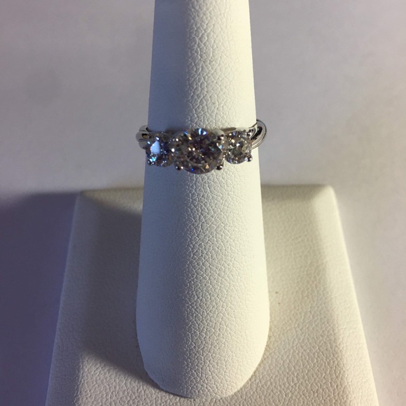 Sterling Silver 3 Clear Cubic Zirconium Stone Ring - Picture 2 of 4